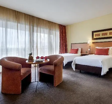 Sao Miguel Park Hotel 4*