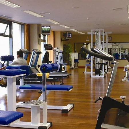 فندق Sao Miguel Park 4*